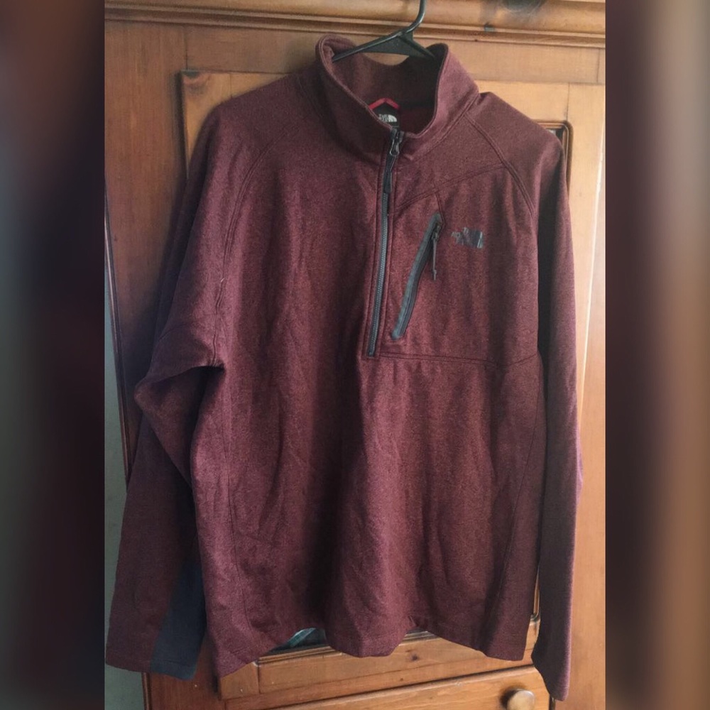 North Face Quarter Zip Sweatshirt